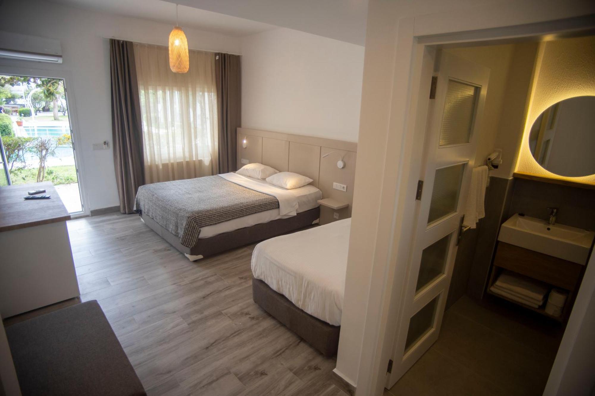 Hotel Gumusluk Bilik gambar